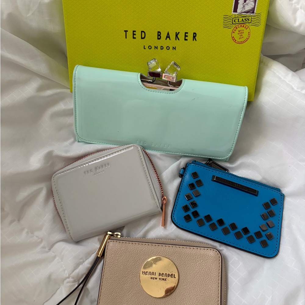 LOT (4) of wallets
